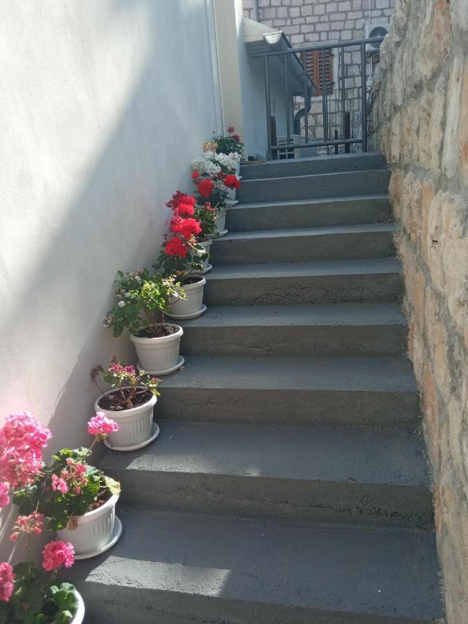 Apartment Rosic Perast Extérieur photo