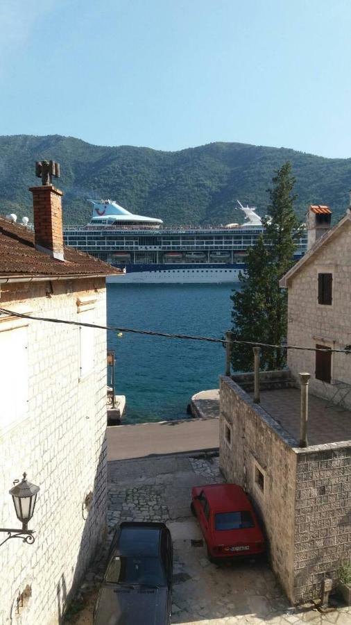 Apartment Rosic Perast Extérieur photo